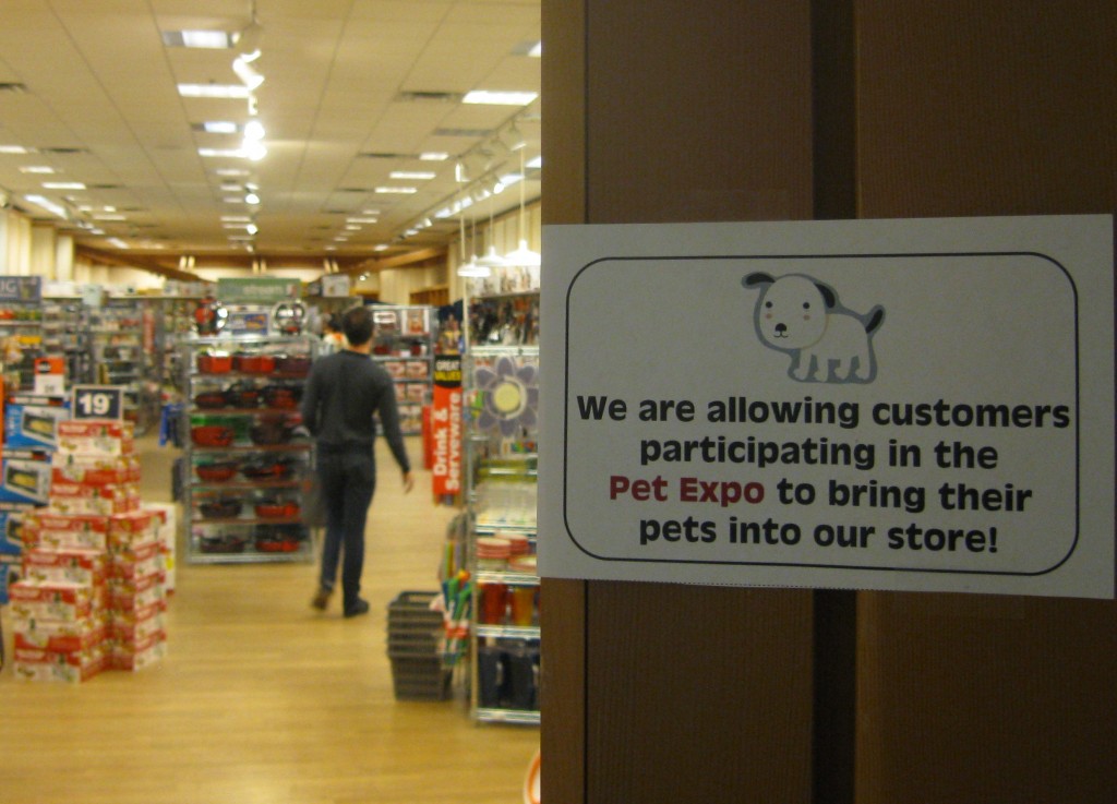 Dogs Welcome Sign
