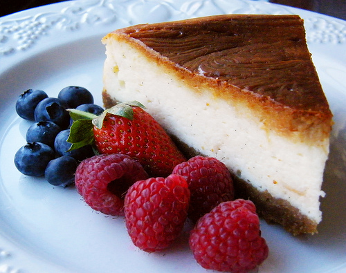 I love cheesecake.